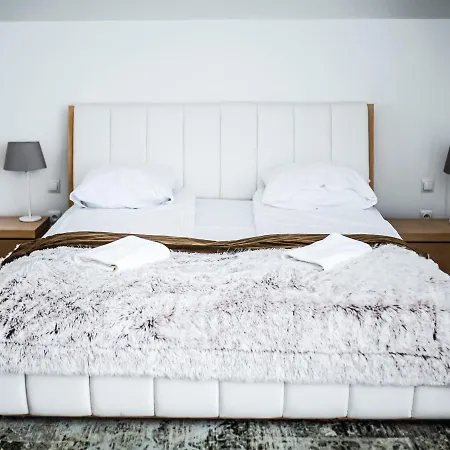 Maria Bed & Breakfast 3*