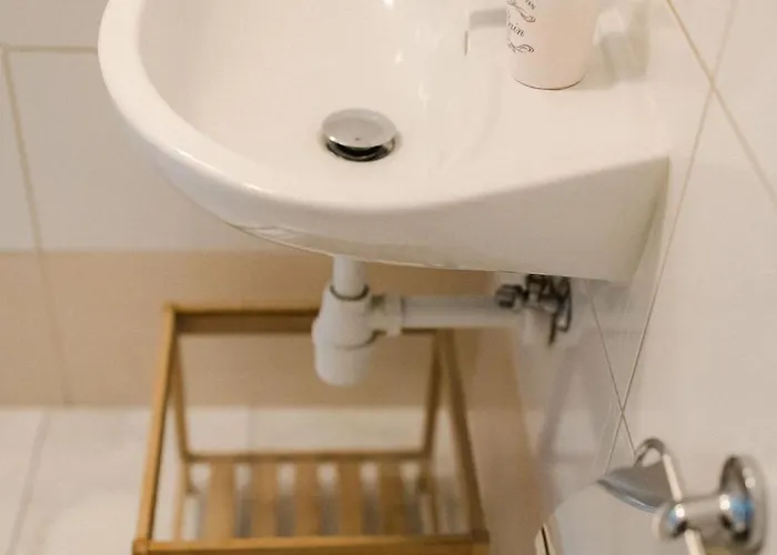 לינה וארוחת בוקר Maria